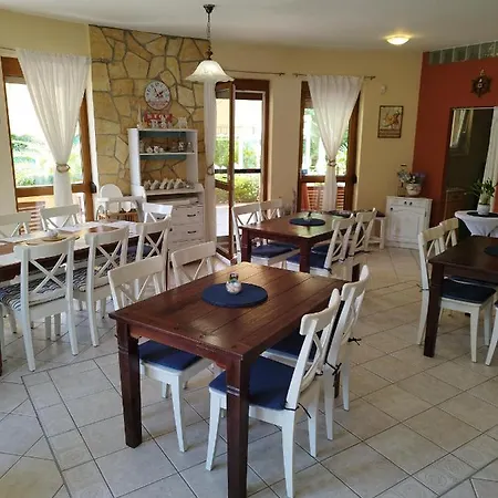 Toscanaapartmanbalatonhu Family Frend * Σίοφοκ