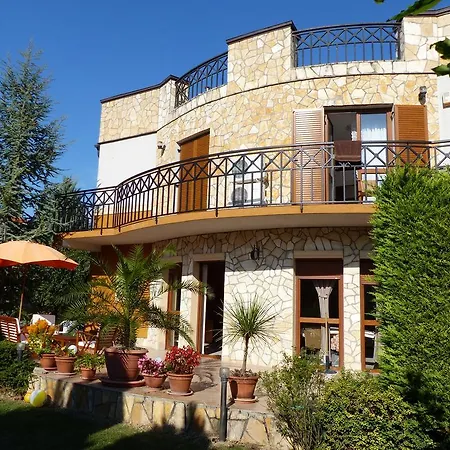 Toscanaapartmanbalatonhu Family Frend Holiday home