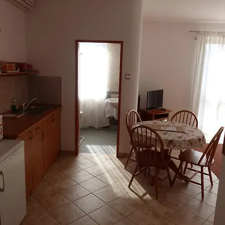Toscanaapartmanbalatonhu Family Frend Σίοφοκ