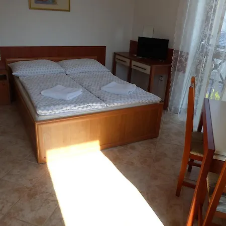 Toscanaapartmanbalatonhu Family Frend *