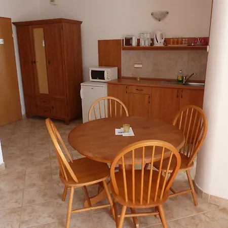Σπίτι διακοπών Toscanaapartmanbalatonhu Family Frend