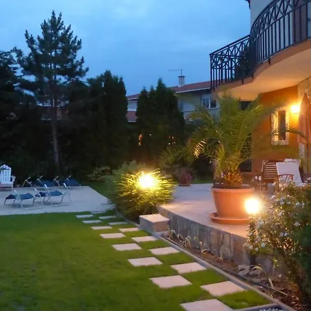 Toscanaapartmanbalatonhu Family Frend *