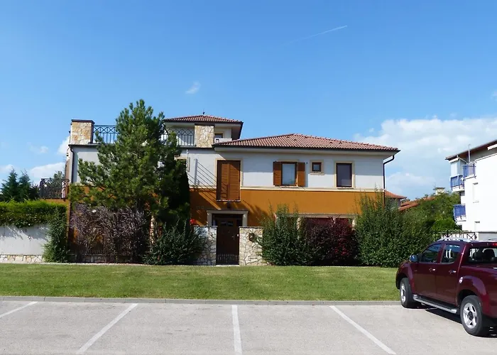 Toscanaapartmanbalatonhu Family Frend