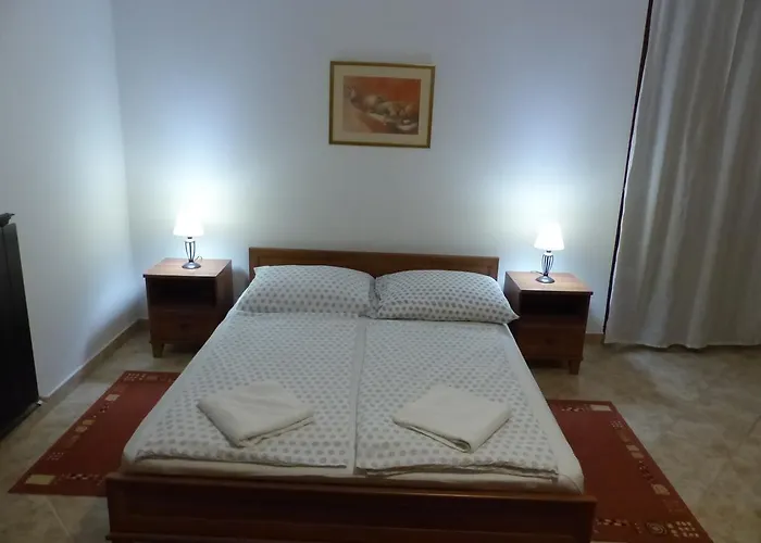 Toscanaapartmanbalatonhu Family Frend